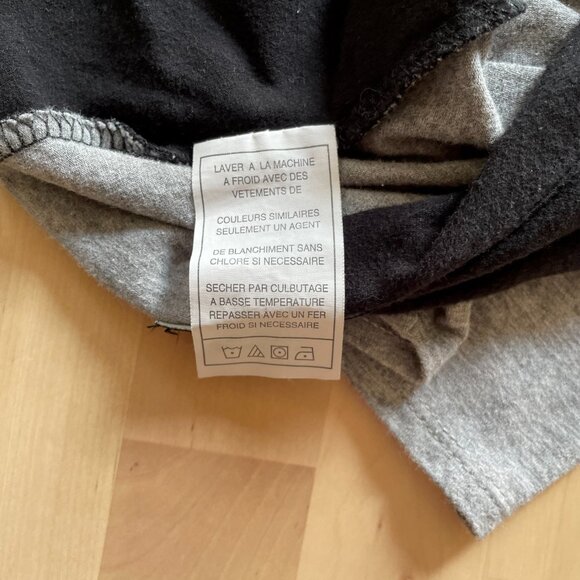 Ninth Hall Zumiez Women's Black & Gray Cropped Shirt with Mock Neck size Small - Picture 6 of 6